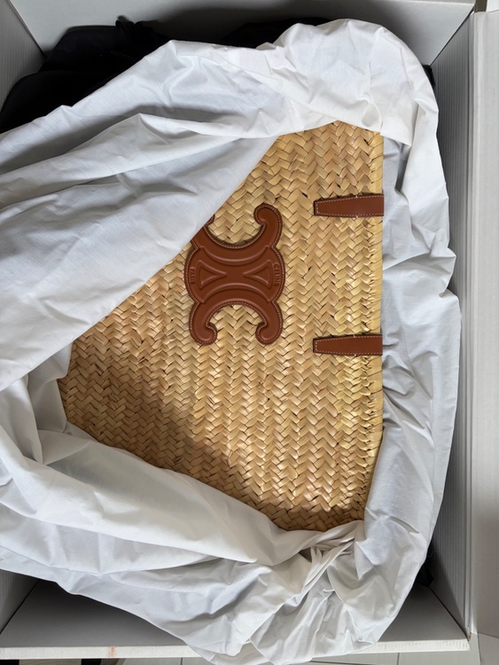 セリーヌ  （ブランドバッグ）の商品画像 - 査定依頼日：2026年4月28日 - 最高査定価格：70,000円