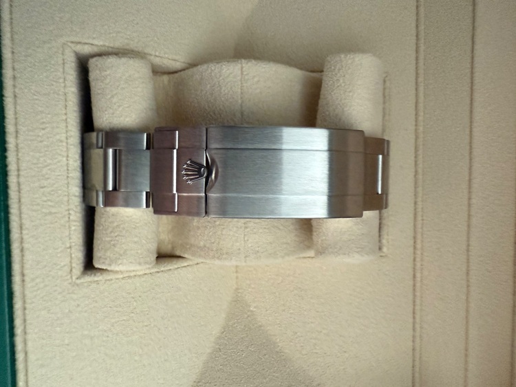 ロレックス サブマリーナー 12406（高級時計）の商品画像 - 査定依頼日：2025年7月26日 - 最高査定価格：1,720,000円