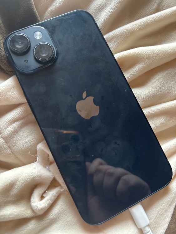 iPhone 13 128GB SIMフリー（スマホ）の商品画像 - 査定依頼日：2025年8月4日 - 最高査定価格：30,000円