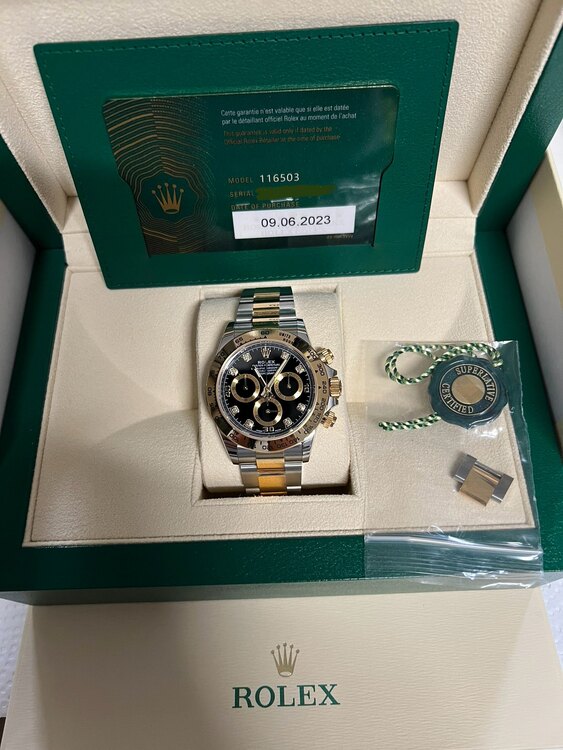 116503デイトナコンビ８Ｐ（高級時計）の商品画像 - 査定依頼日：2025年2月17日 - 最高査定価格：3,400,000円