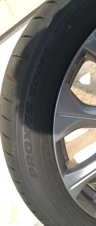 タイヤ・ホイール４本セット（カー用品）の商品画像 - 査定依頼日：2025年4月5日 - 最高査定価格：36,000円