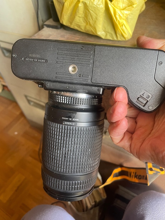 F401（カメラ）の商品画像 - 査定依頼日：2025年12月22日 - 最高査定価格：550円