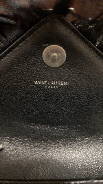 イブサンローラン  （ブランドバッグ）の商品画像 - 査定依頼日：2025年9月19日 - 最高査定価格：100,000円