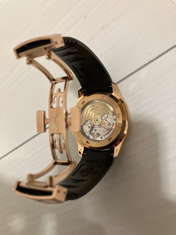 パテックフィリップ アクアノート （高級時計）の商品画像 - 査定依頼日：2025年11月18日 - 最高査定価格：12,000,000円