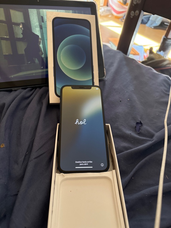 iPhone 12 64GB SIMフリー（スマホ）の商品画像 - 査定依頼日：2026年1月19日 - 最高査定価格：26,000円