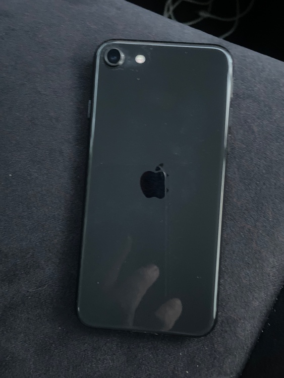 iPhone iPhone8 64GB 楽天モバイル（スマホ）の商品画像 - 査定依頼日：2026年9月2日 - 最高査定価格：5,500円