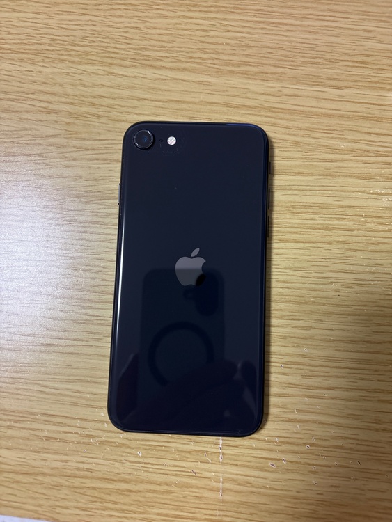 iPhone iPhone SE (第 2 世代) 64GB Softbank（スマホ）の商品画像 - 査定依頼日：2026年8月23日 - 最高査定価格：11,000円