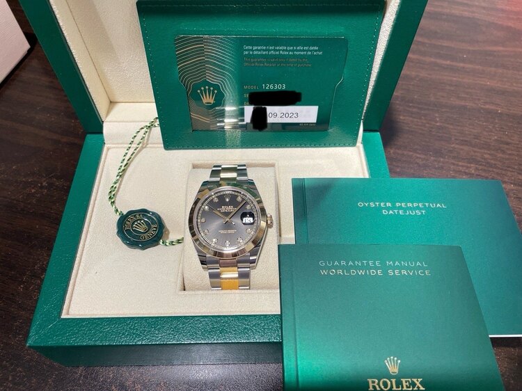 ロレックス デイトジャスト 126303G（高級時計）の商品画像 - 査定依頼日：2025年3月19日 - 最高査定価格：2,050,000円