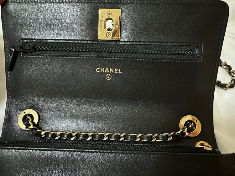 チェーンウォレット　トレンディcc マトラッセ（ブランドバッグ）の商品画像 - 査定依頼日：2025年5月22日 - 最高査定価格：360,000円