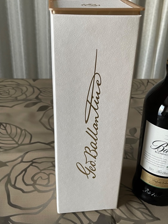 ウイスキー バランタイン（お酒）の商品画像 - 査定依頼日：2026年6月13日 - 最高査定価格：6,500円