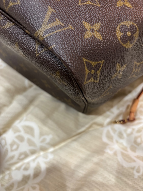 ヴィトン  ネヴァーフルmm モノグラム（ブランドバッグ）の商品画像 - 査定依頼日：2026年2月1日 - 最高査定価格：150,000円