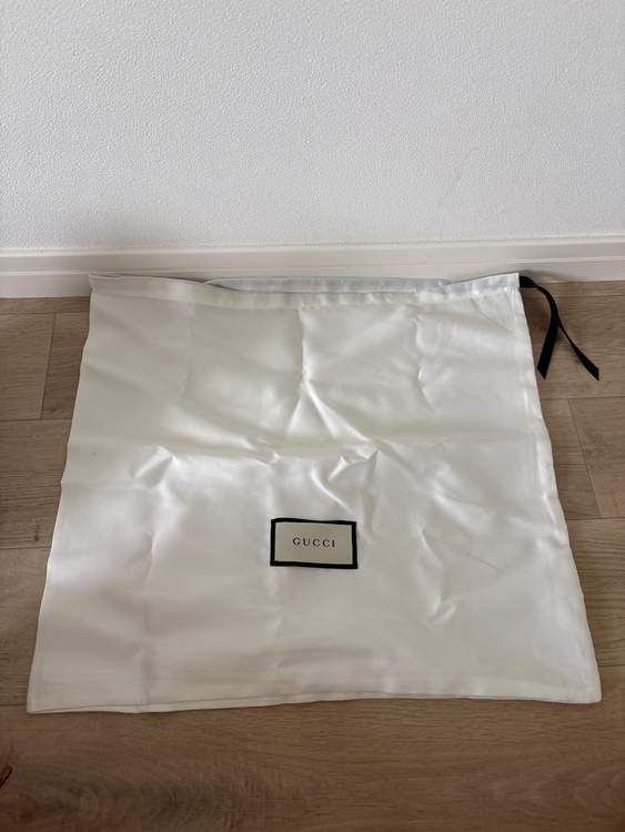 グッチ  （ブランドバッグ）の商品画像 - 査定依頼日：2026年4月15日 - 最高査定価格：140,000円