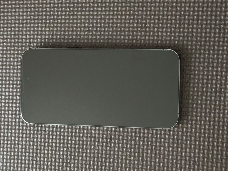 iPhone iPhone 14 Pro Max 256GB au（スマホ）の商品画像 - 査定依頼日：2026年5月24日 - 最高査定価格：74,000円