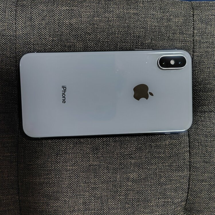 iPhone（スマホ）の商品画像 - 査定依頼日：2026年7月31日 - 最高査定価格：6,000円