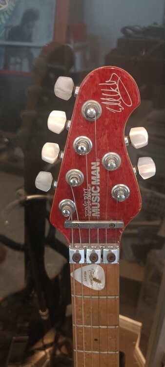 EVH シグネイチャーモデル（ピアノ・楽器・PA機材）の商品画像 - 査定依頼日：2026年8月1日 - 最高査定価格：380,000円