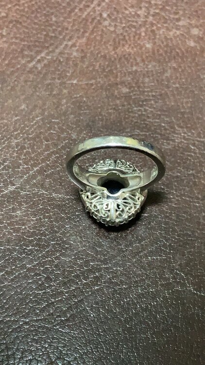 サファイア，ダイヤリング（金・貴金属）の商品画像 - 査定依頼日：2025年3月9日 - 最高査定価格：220,000円