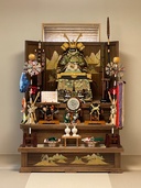 五月人形三段飾り（美術品・骨董品）の商品画像 - 査定依頼日：2026年2月27日 - 最高査定価格：3,000円