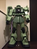 HY2M 1/12ガンダム　量産型ザク2体（フィギュア・プラモデル）の商品画像 - 査定依頼日：2025年3月18日 - 最高査定価格：1,150,000円