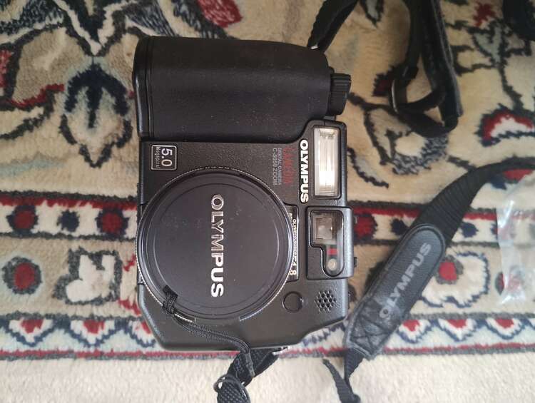 CAMEDIAC-5050ZOOM（カメラ）の商品画像 - 査定依頼日：2024年11月27日 - 最高査定価格：1,000円