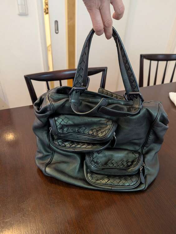 ボッテガ・ヴェネタ  （ブランドバッグ）の商品画像 - 査定依頼日：2025年4月3日 - 最高査定価格：50,000円