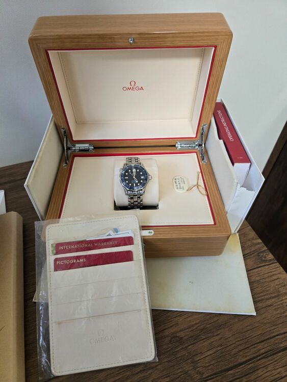 オメガ シーマスター 22228000（高級時計）の商品画像 - 査定依頼日：2025年6月9日 - 最高査定価格：400,000円