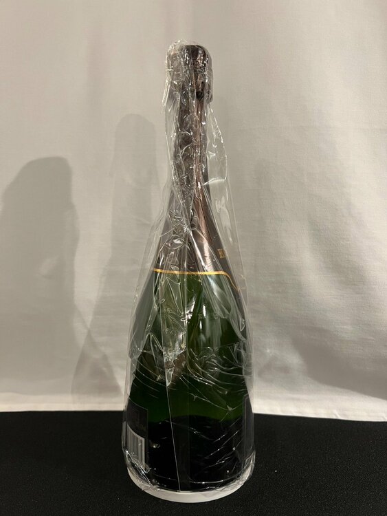 2006 クリュッグ・ヴンテージ・ブリュット（お酒）の商品画像 - 査定依頼日：2026年9月8日 - 最高査定価格：37,000円