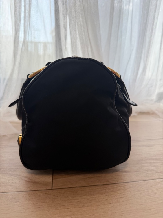 プラダ  （ブランドバッグ）の商品画像 - 査定依頼日：2026年2月15日 - 最高査定価格：65,000円