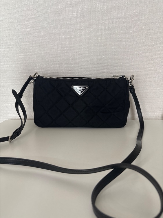 プラダ  （ブランドバッグ）の商品画像 - 査定依頼日：2025年8月16日 - 最高査定価格：140,000円