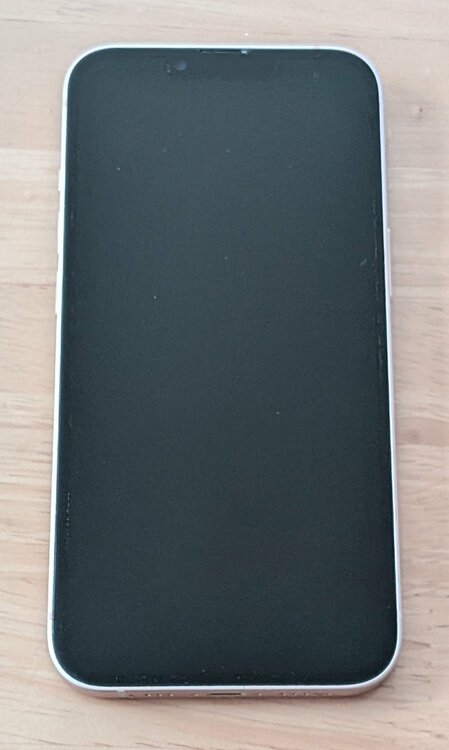 iPhone13（スマホ）の商品画像 - 査定依頼日：2026年1月11日 - 最高査定価格：36,000円