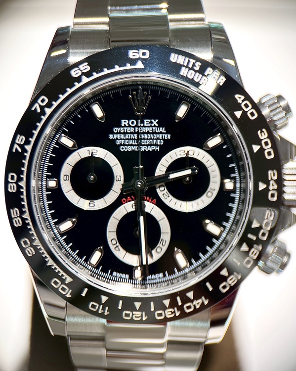 ロレックス デイトナ 116500lm（高級時計）の商品画像 - 査定依頼日：2025年6月27日 - 最高査定価格：3,550,000円