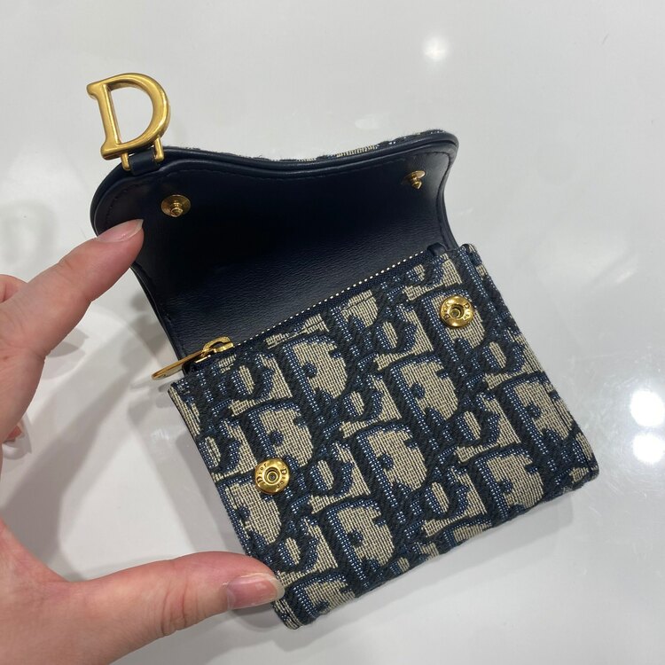 ディオール  （ブランドバッグ）の商品画像 - 査定依頼日：2025年2月3日 - 最高査定価格：50,000円