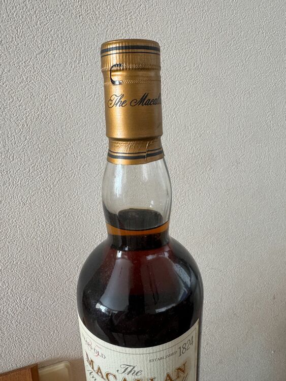 マッカラン 25周年 木箱（お酒）の商品画像 - 査定依頼日：2025年9月22日 - 最高査定価格：345,000円