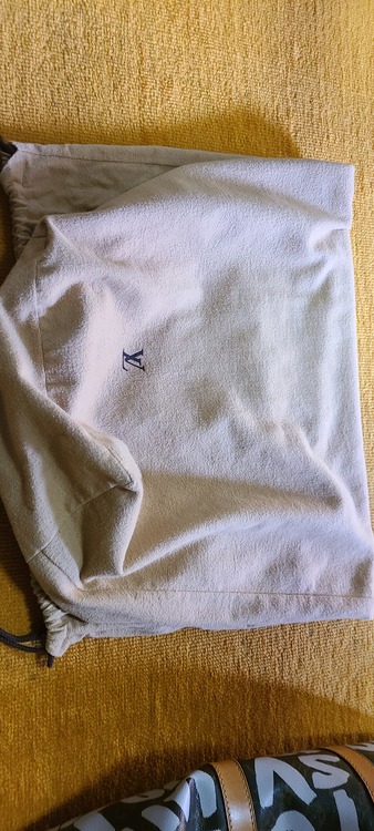 キーポルグラフィティ（ブランドバッグ）の商品画像 - 査定依頼日：2022年5月2日 - 最高査定価格：260,000円