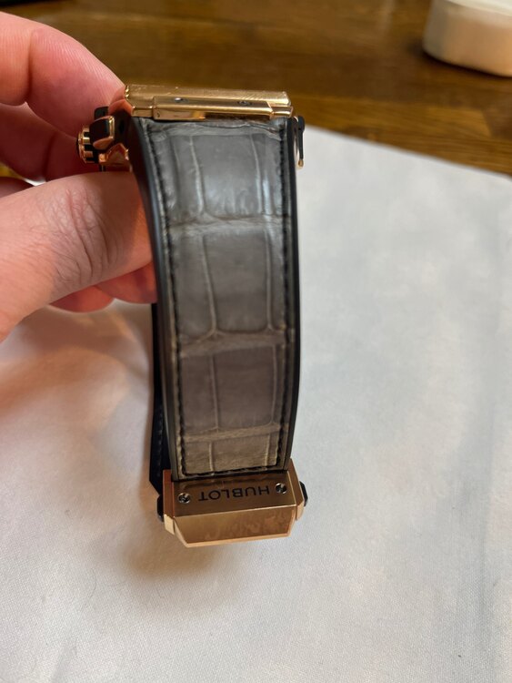 ウブロ ビックバン Ref.601.OX.0148LR（高級時計）の商品画像 - 査定依頼日：2025年1月20日 - 最高査定価格：1,500,000円