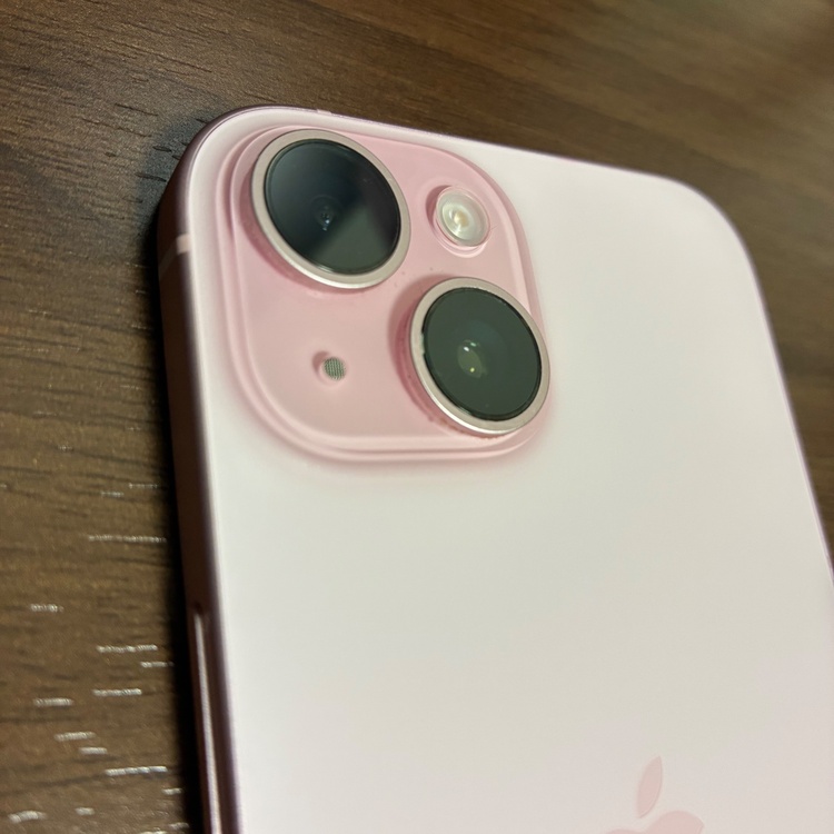 iPhone iPhone 15 128GB SIMフリー（スマホ）の商品画像 - 査定依頼日：2026年9月6日 - 最高査定価格：66,000円