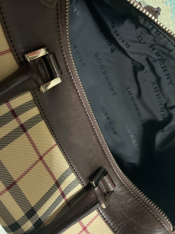 ハンドバッグ　レディース　ノバチェック　パピヨン　筒形（ブランドバッグ）の商品画像 - 査定依頼日：2026年5月25日 - 最高査定価格：5,000円