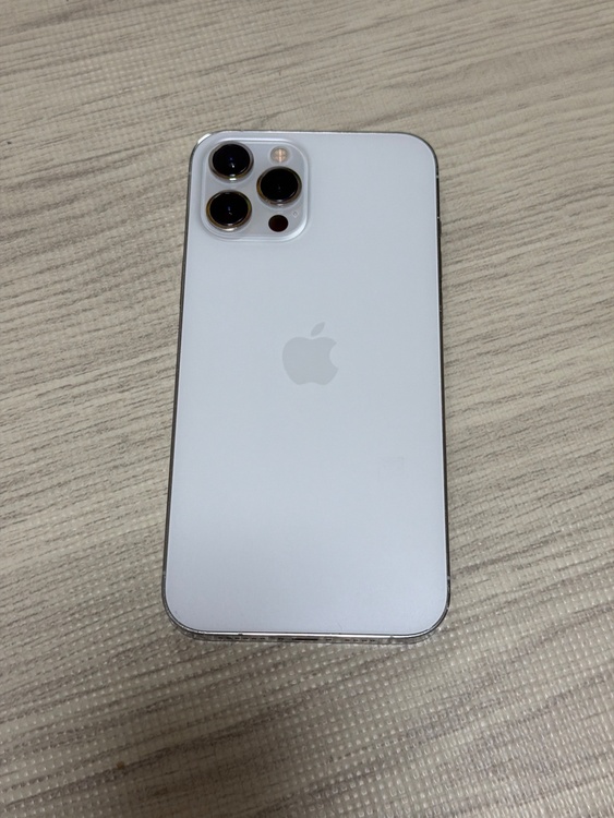 iPhone iPhone 12 Pro Max 256GB Softbank（スマホ）の商品画像 - 査定依頼日：2026年8月26日 - 最高査定価格：45,000円