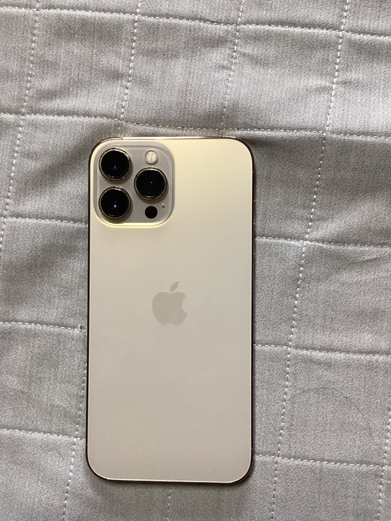 iPhone13ProMAX256G（スマホ）の商品画像 - 査定依頼日：2026年6月6日 - 最高査定価格：33,000円