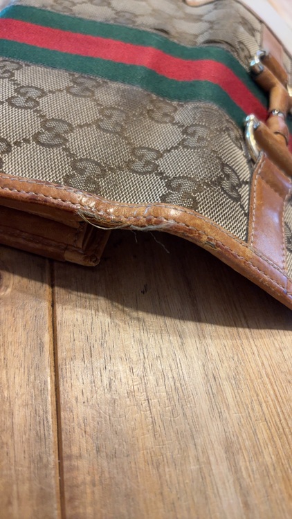 グッチ  （ブランドバッグ）の商品画像 - 査定依頼日：2025年10月13日 - 最高査定価格：3,000円