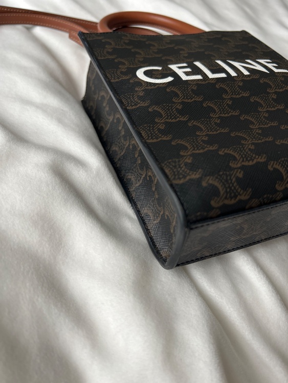 セリーヌ  （ブランドバッグ）の商品画像 - 査定依頼日：2026年3月3日 - 最高査定価格：85,000円