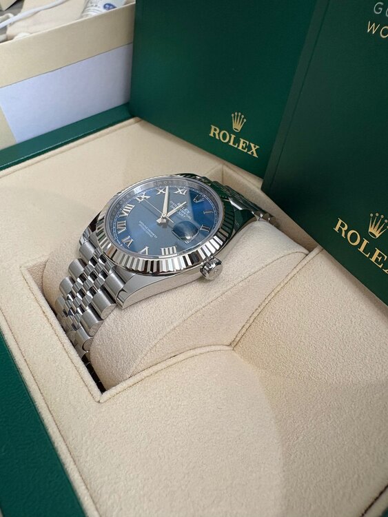 126334（高級時計）の商品画像 - 査定依頼日：2024年12月5日 - 最高査定価格：2,000,000円