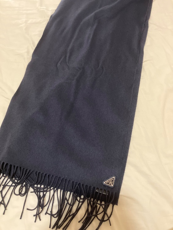 プラダ  （ブランドバッグ）の商品画像 - 査定依頼日：2025年6月19日 - 最高査定価格：50,000円