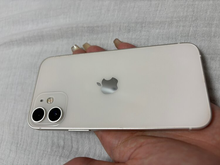 iPhone12mini（スマホ）の商品画像 - 査定依頼日：2025年5月11日 - 最高査定価格：20,000円