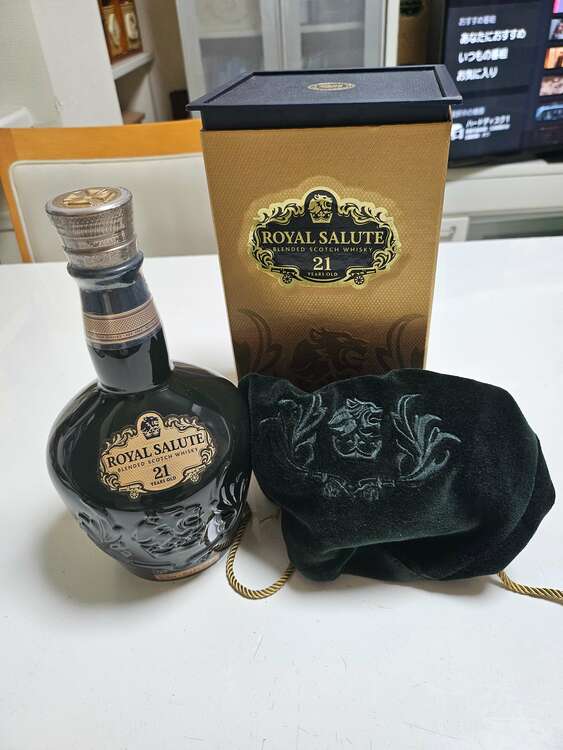 ロイヤルサルート21年（お酒）の商品画像 - 査定依頼日：2025年4月20日 - 最高査定価格：6,000円