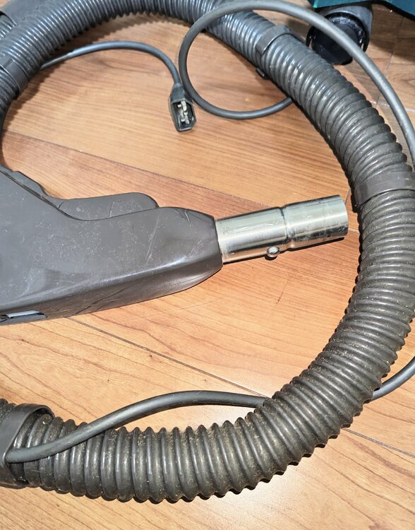 シスコム社　水吸着クリーナー　ROOM SEA FORT（家電）の商品画像 - 査定依頼日：2026年1月30日 - 最高査定価格：7,000円