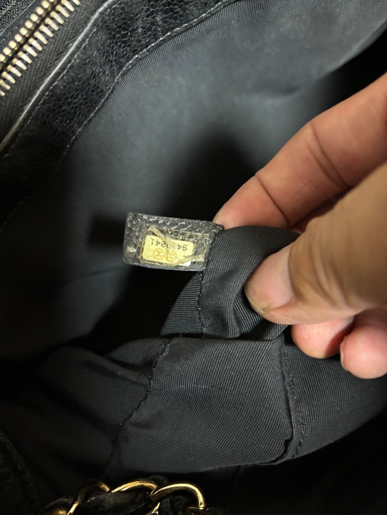 シャネル GST　 チェーン　ショルダー　トート ブラック キャビア　ブラック（ブランドバッグ）の商品画像 - 査定依頼日：2025年8月20日 - 最高査定価格：530,000円