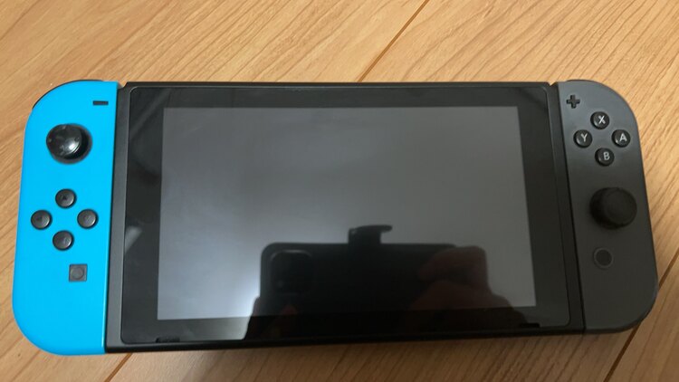 Nintendo switch HAC-001(01)（ゲーム機本体・ゲームソフト）の商品画像 - 査定依頼日：2025年5月18日 - 最高査定価格：13,000円