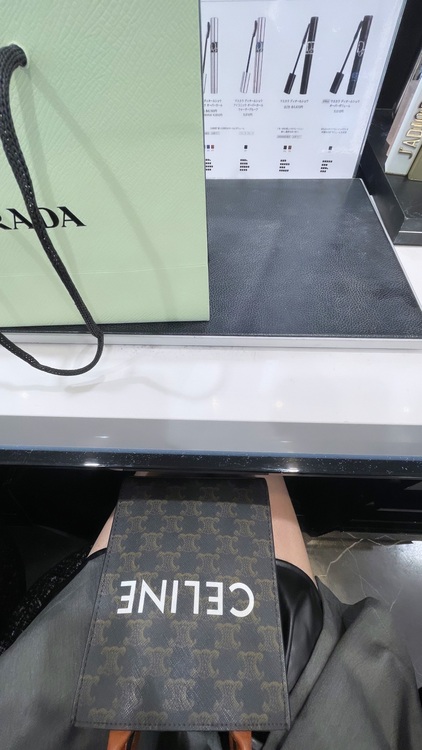 セリーヌ  （ブランドバッグ）の商品画像 - 査定依頼日：2025年12月3日 - 最高査定価格：70,000円