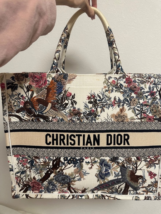 ディオール  （ブランドバッグ）の商品画像 - 査定依頼日：2025年7月2日 - 最高査定価格：180,000円