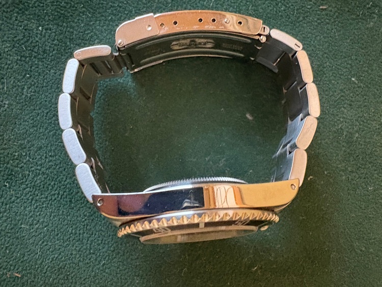 ロレックス サブマリーナー 14060（高級時計）の商品画像 - 査定依頼日：2025年6月19日 - 最高査定価格：1,300,000円